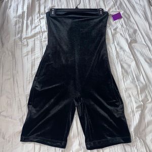 Forever 21 Black Velvet Romper/Jumpsuit